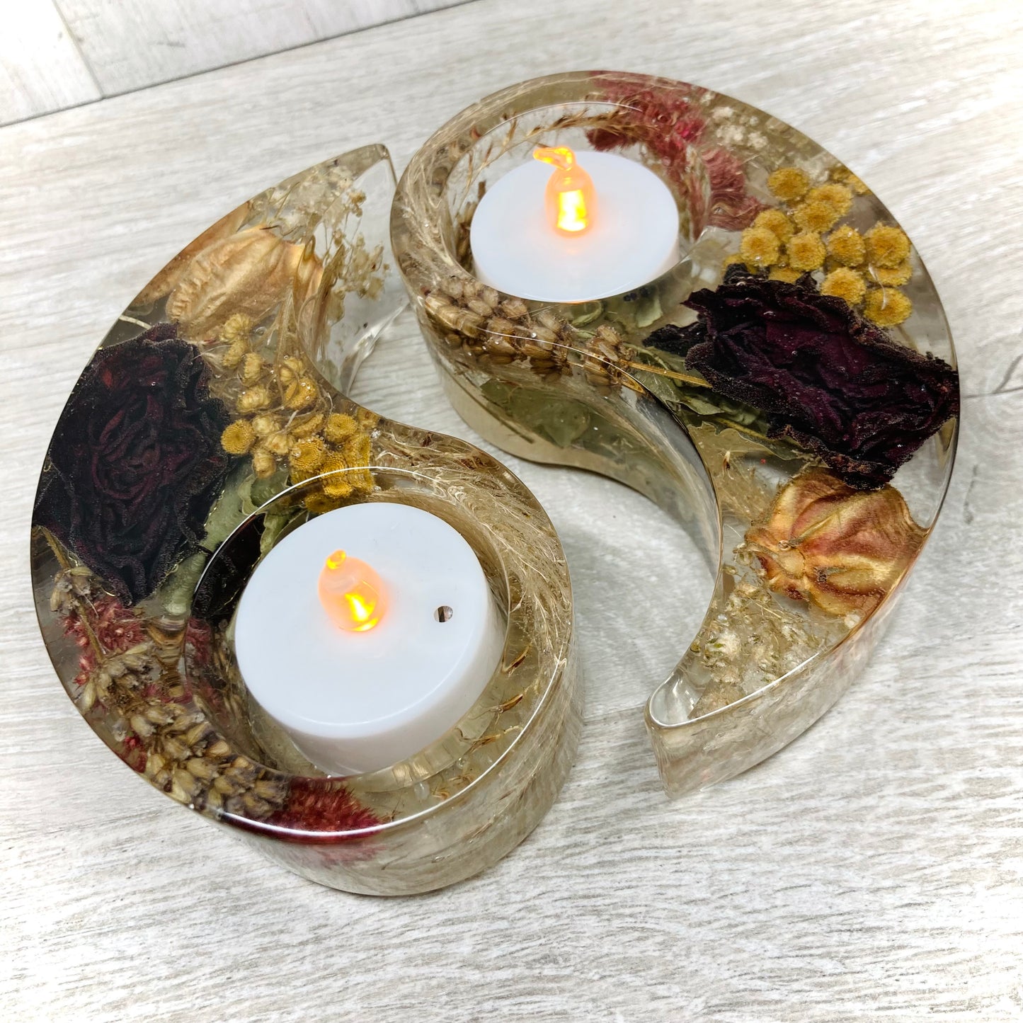 Flower Preservation Ying Yang tealight holder