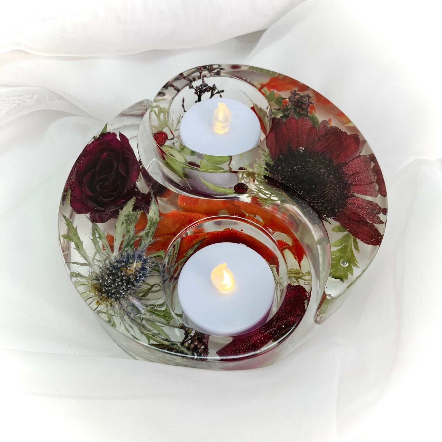 Flower Preservation Ying Yang tealight holder