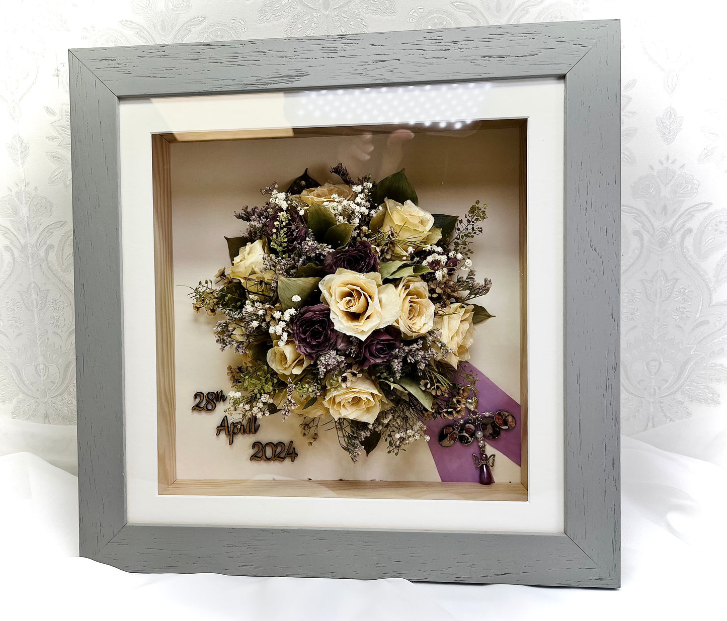 Flower Preservation mini bouquet frame