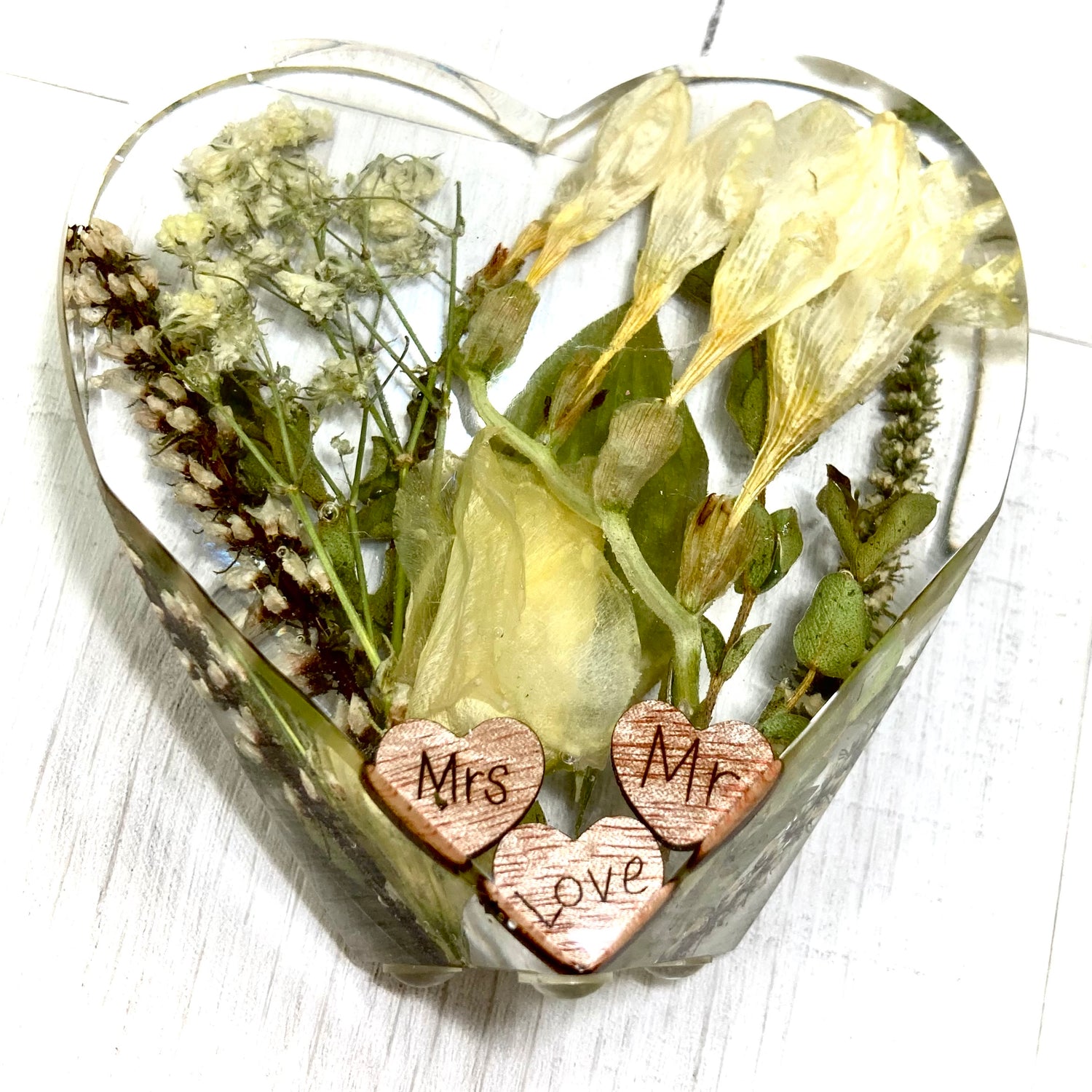 Flower Preservation heart, Mr & Mrs 