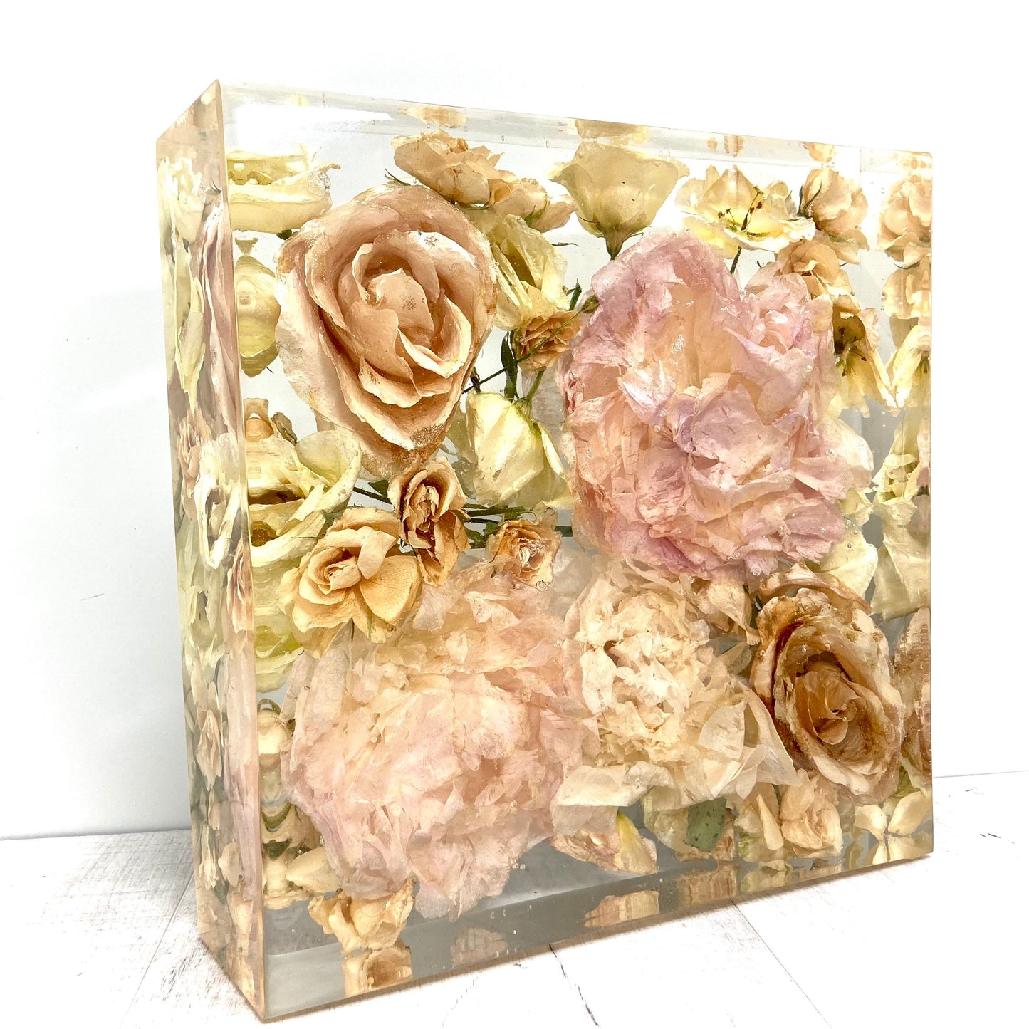 Flower Preservation 25cm display block