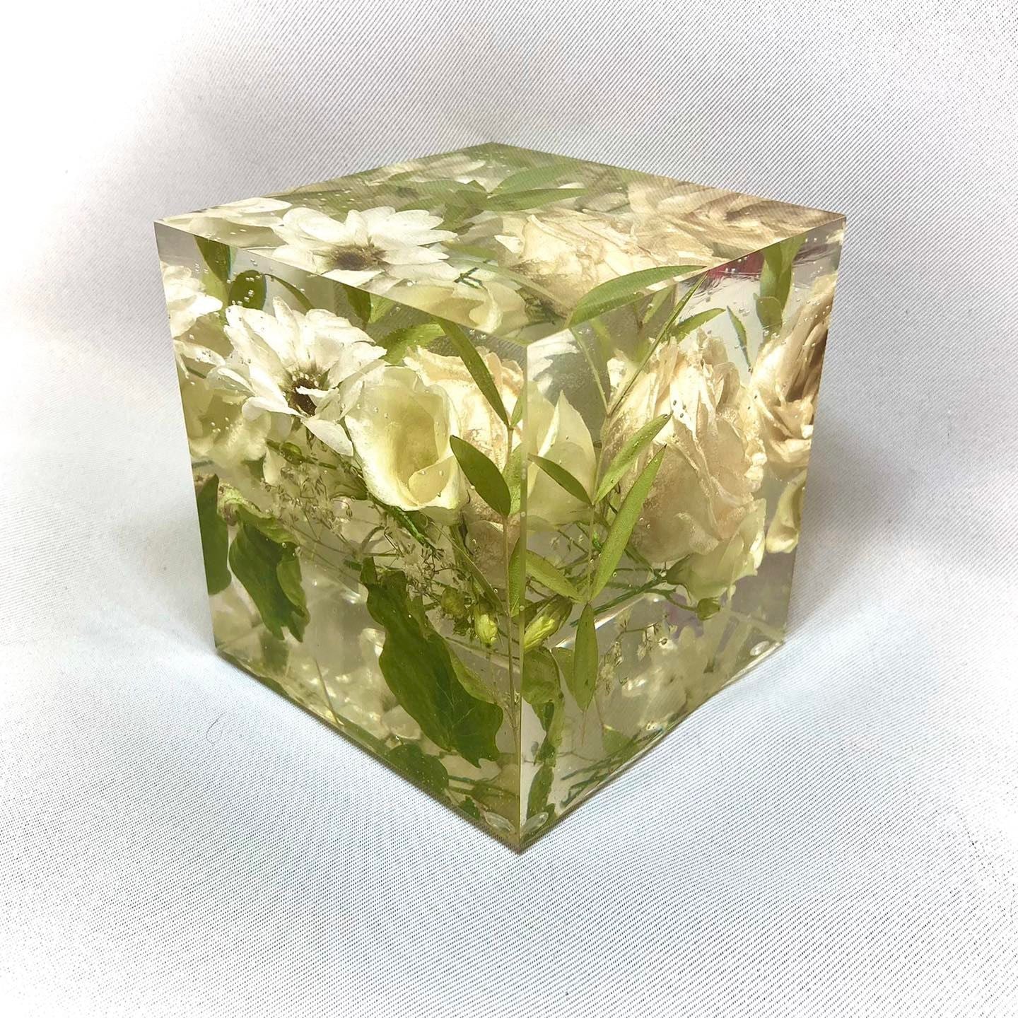 Flower Preservation 10cm cube