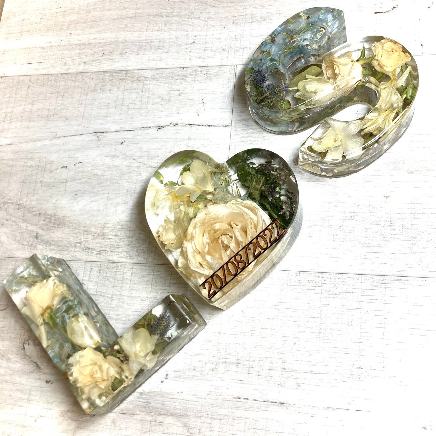 Flower Preservation two 13cm letters and a 12cm heart