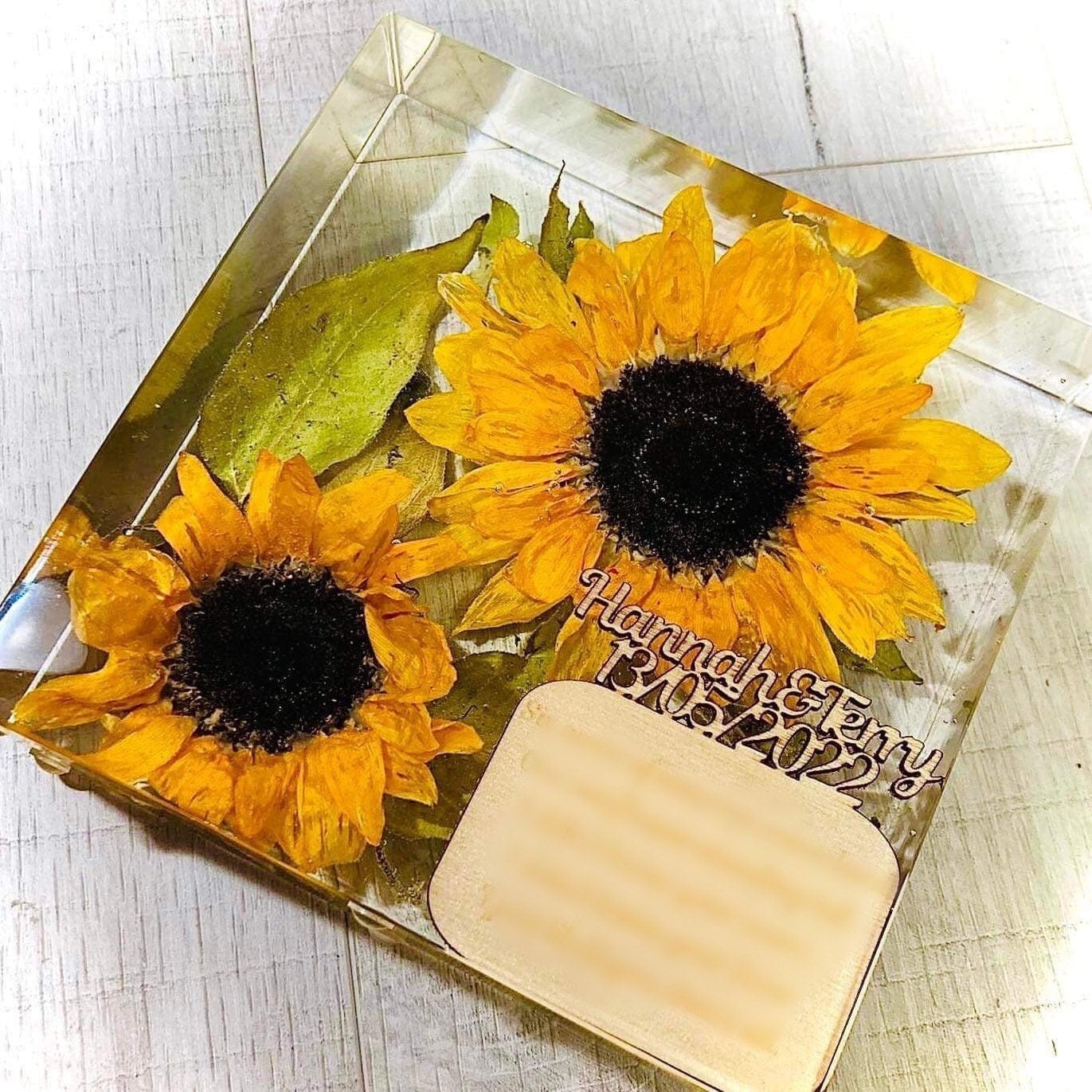 Flower Preservation 15cm display block