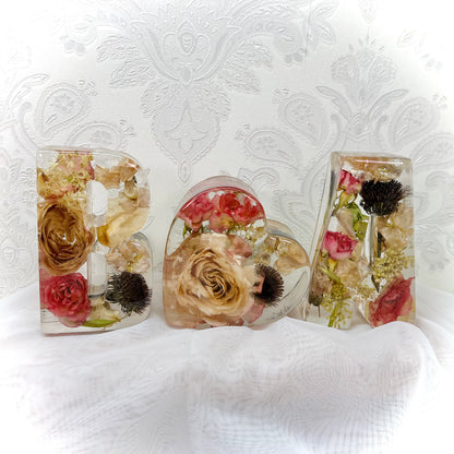 Flower Preservation two 11cm letters and a 10cm heart