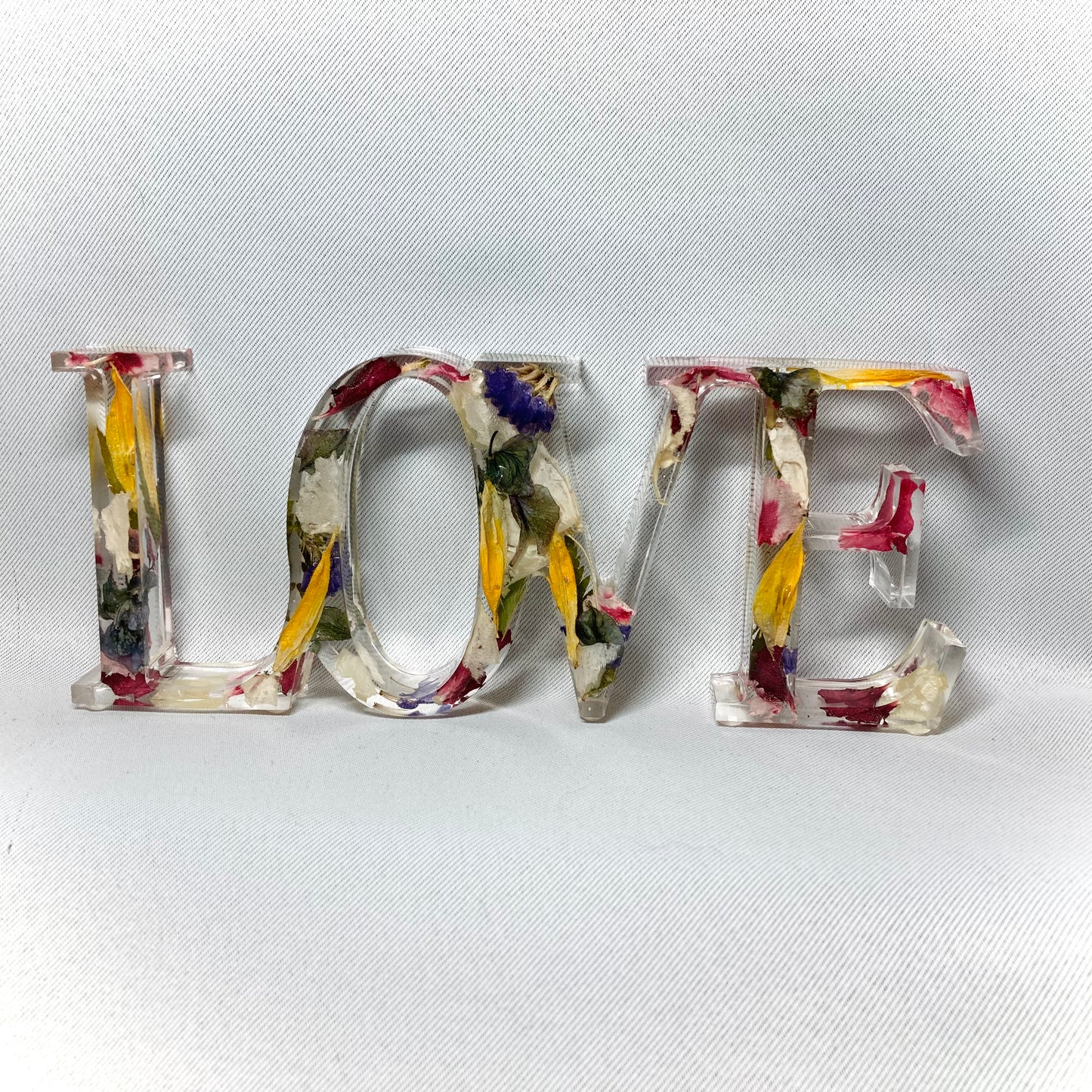 Flower Preservation Freestanding ‘LOVE’ sign