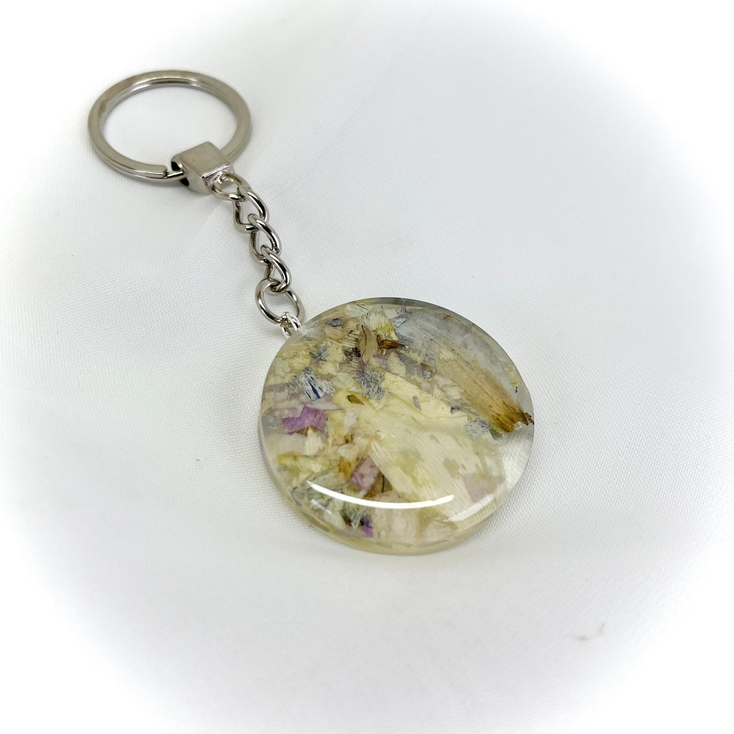 Flower Preservation circle keyring