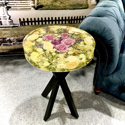 Flower Preservation 40cm side table