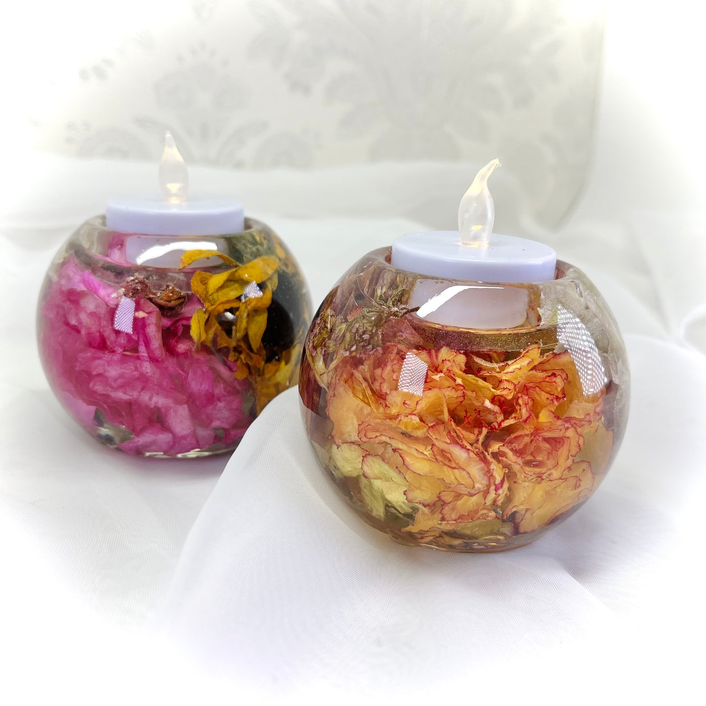 Flower Preservation sphere tealight holder