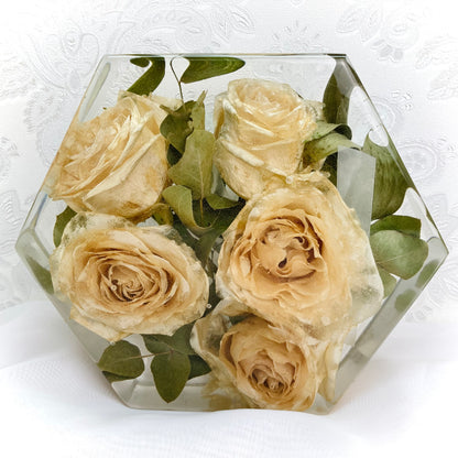 Flower Preservation 20cm hexagon ornament