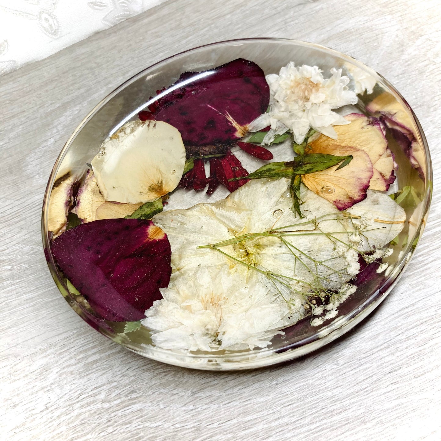 Flower Preservation round jewellery dish