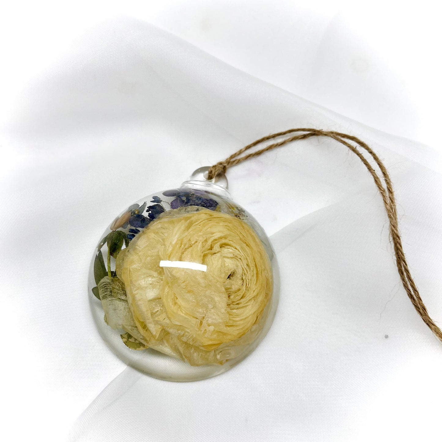 Flower Preservation Bauble