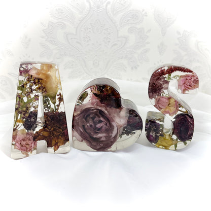 Flower Preservation two 11cm letters and a 10cm heart