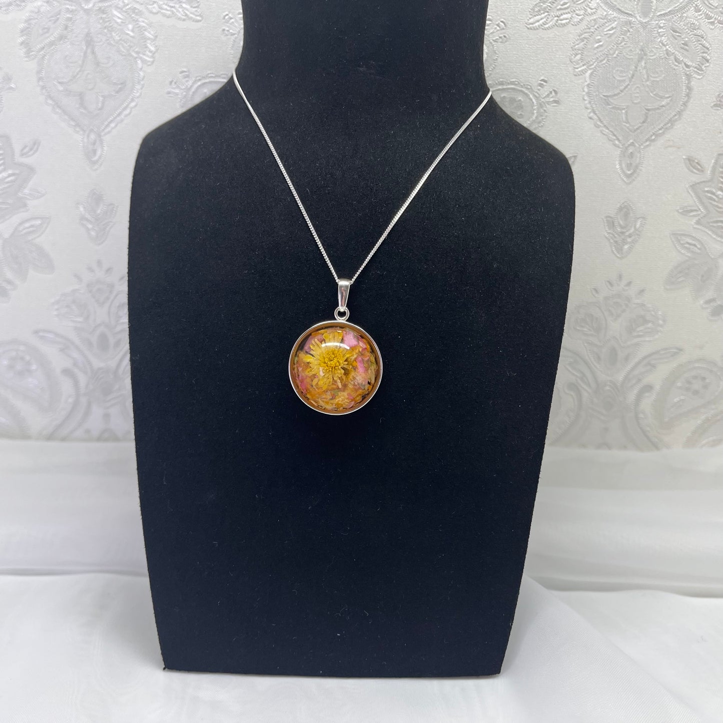 Flower Preservation 28mm statement necklace Sterling Silver