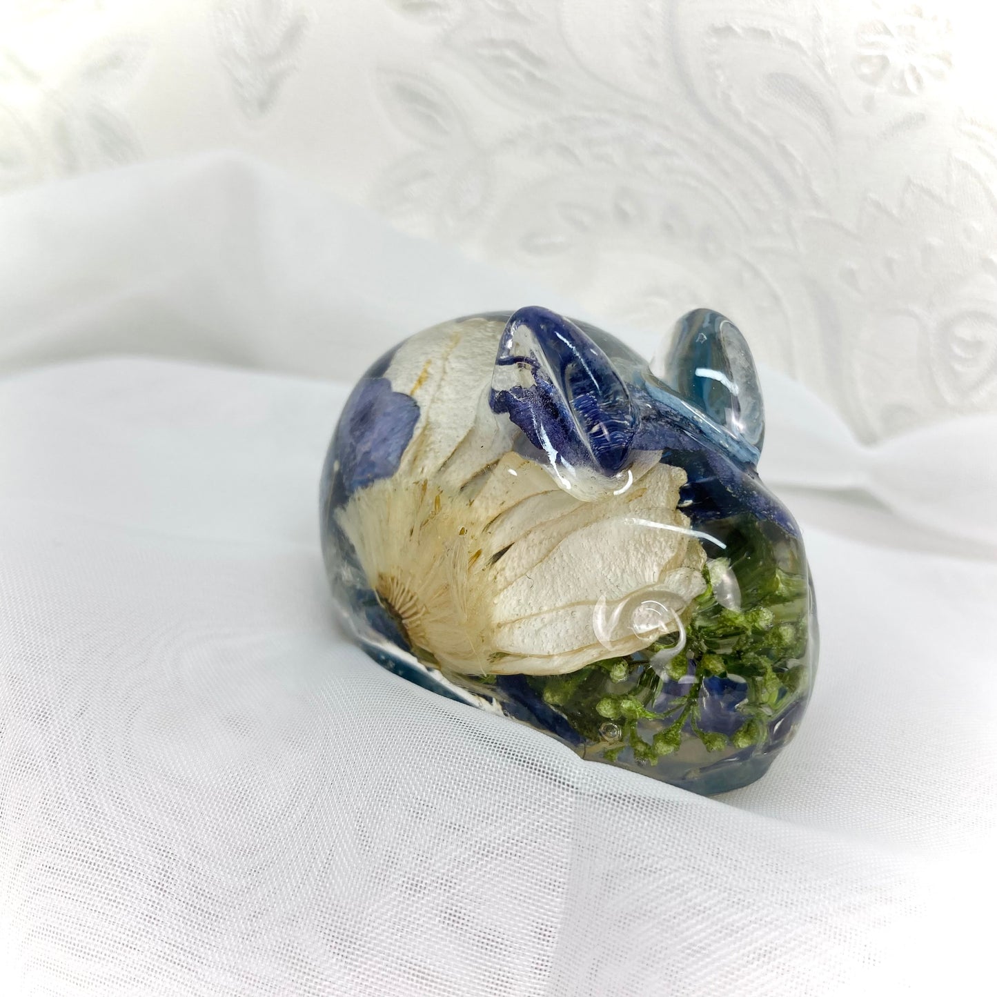 Flower Preservation rabbit ornament