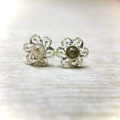 Flower shaped stud 4mm Cremation earrings