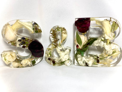 Flower Preservation two 13cm letters and a 11cm ampersand