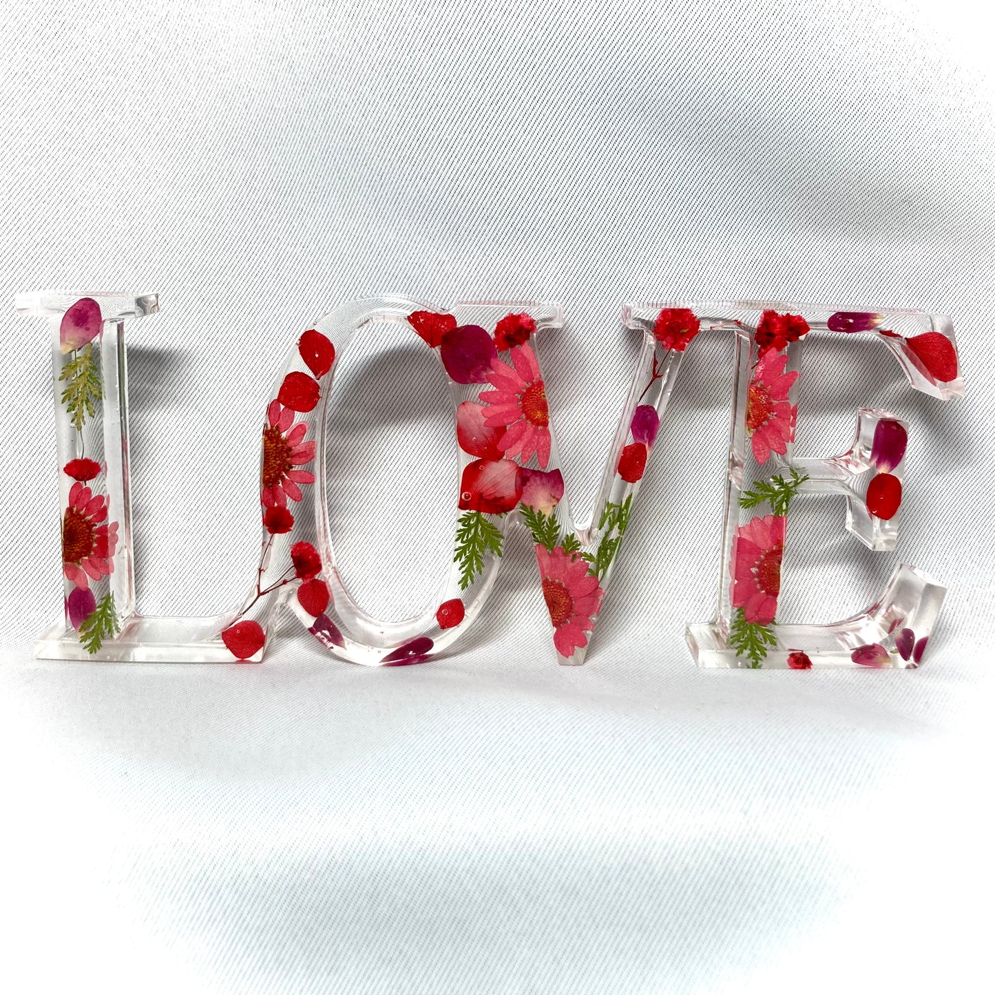 Floral red love sign