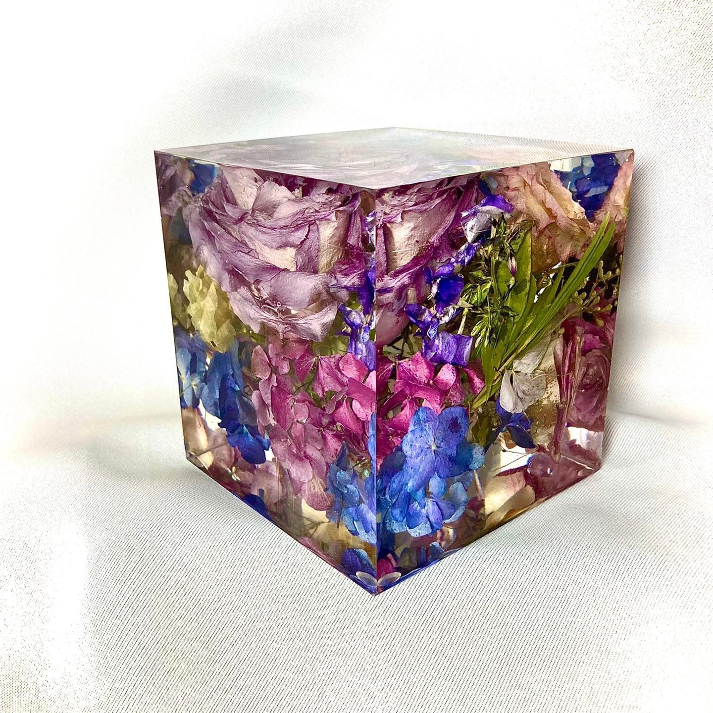 Flower Preservation 10cm cube