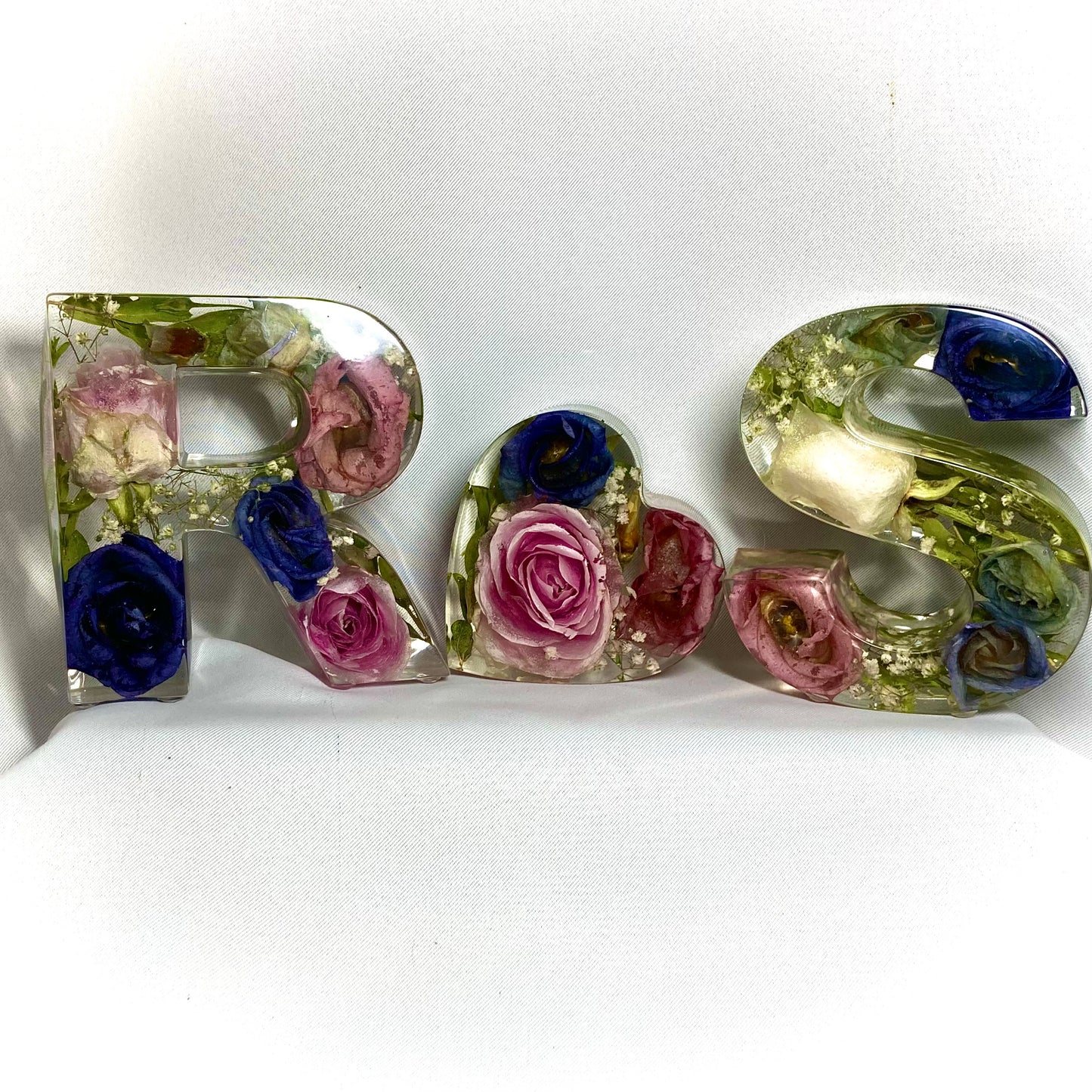 Flower Preservation two 13cm letters and a 10cm heart